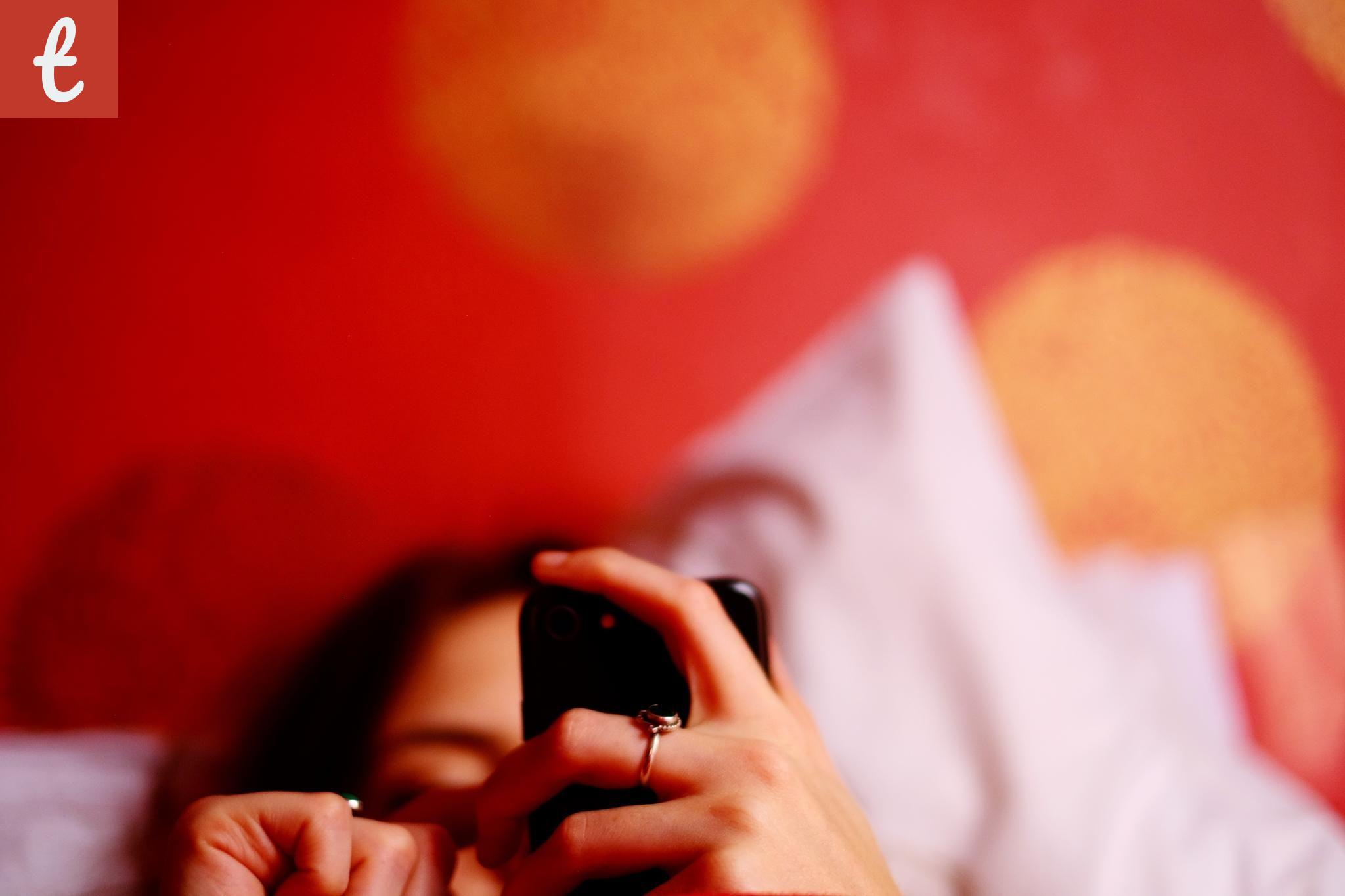 Erotisches Kopfkino: Wie man beim Telefonsex mit dem Handy Fantasien weckt
